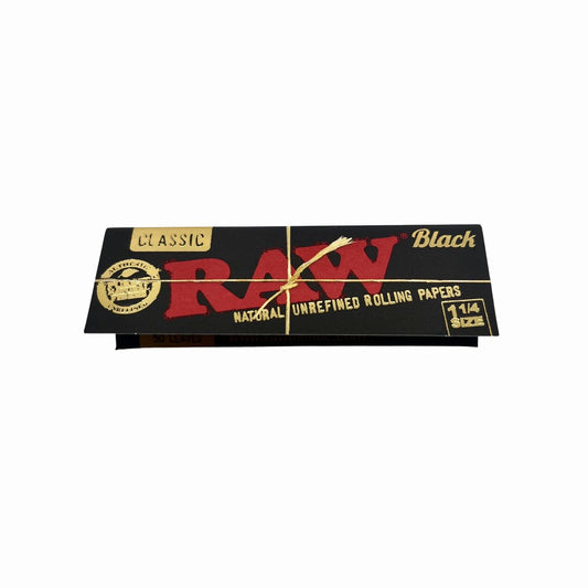 raw 1 1/4” black classic rolling papers